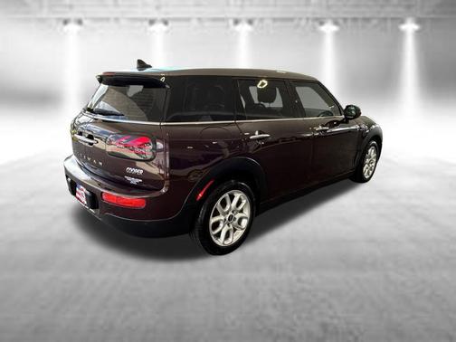 Burgundy Metallic 2017 MINI Clubman Cooper
