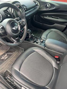 Burgundy Metallic 2017 MINI Clubman Cooper