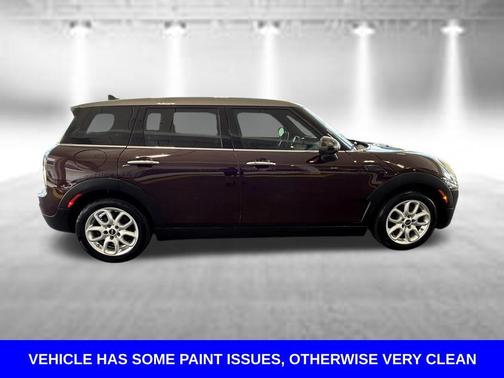 Burgundy Metallic 2017 MINI Clubman Cooper