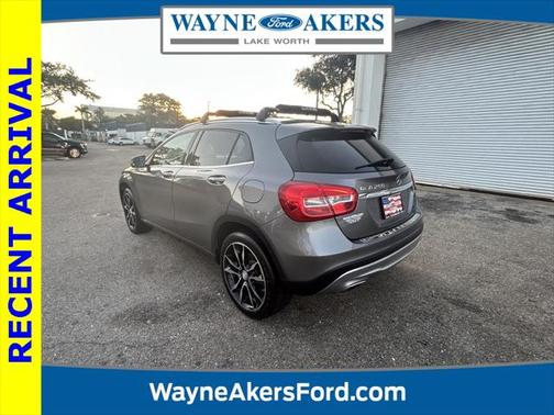 2017 Mercedes-Benz GLA 250 Base