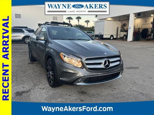 2017 Mercedes-Benz GLA 250 Base