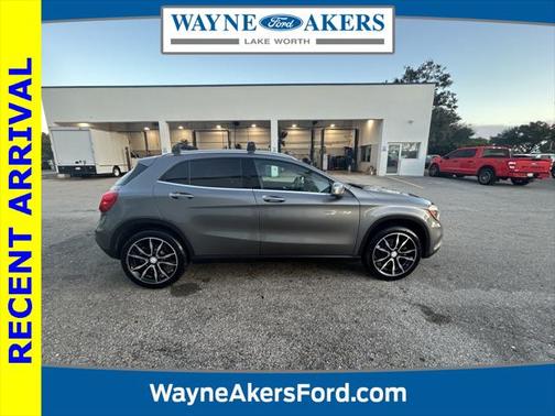 2017 Mercedes-Benz GLA 250 Base