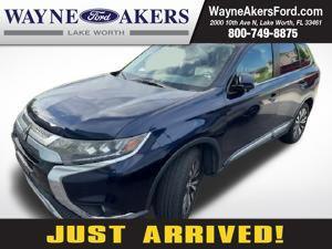 Cosmic Blue Metallic 2019 Mitsubishi Outlander SEL