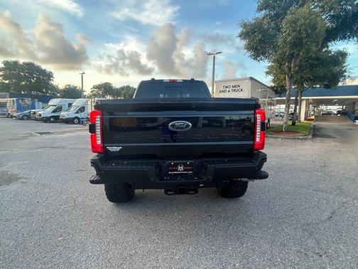 2025 Ford F-250 Lariat
