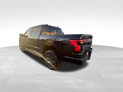 2022 Ford F-150 Lightning LARIAT
