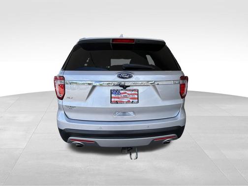 Shadow Black 2017 Ford Explorer XLT