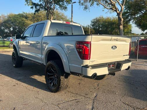 Avalanche 2026 Ford F-150 Lariat