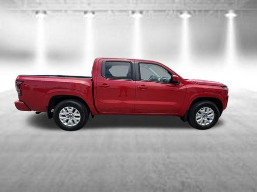 Red Alert 2022 Nissan Frontier SV