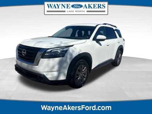 2025 Nissan Pathfinder SV FWD