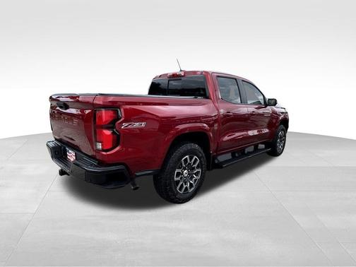 Radiant Red Tintcoat 2025 Chevrolet Colorado Z71