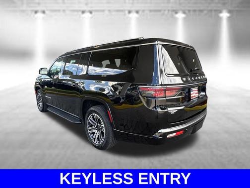 Diamond Black Crystal Pearlcoat 2024 Jeep Wagoneer L Series II 4x4