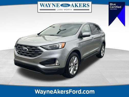 Silver Metallic 2022 Ford Edge Titanium SUV