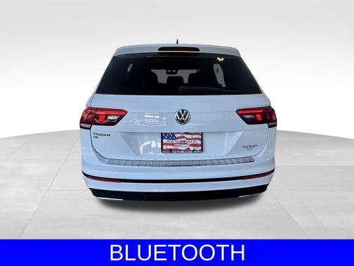 2021 Volkswagen Tiguan 2.0T SE R-Line Black