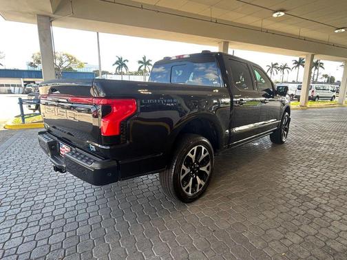 2023 Ford F-150 Lightning Platinum