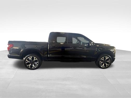 2023 Ford F-150 Lightning Platinum