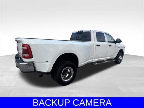 2019 RAM 3500 Tradesman Crew Cab 4x4 8' Box