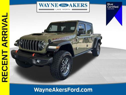 41 2025 Jeep Gladiator Mojave 4x4