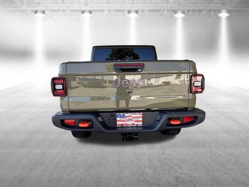 41 2025 Jeep Gladiator Mojave 4x4
