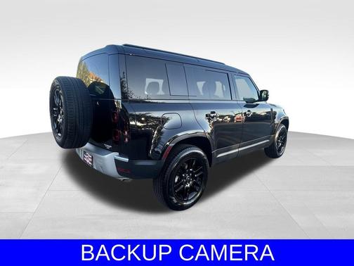 2025 Land Rover Defender 110 P300