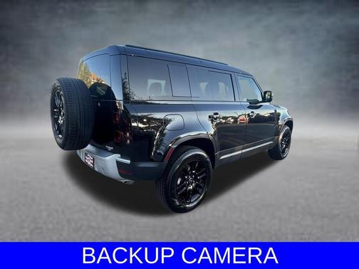 Santorini Black Metallic 2025 Land Rover Defender 110 P300
