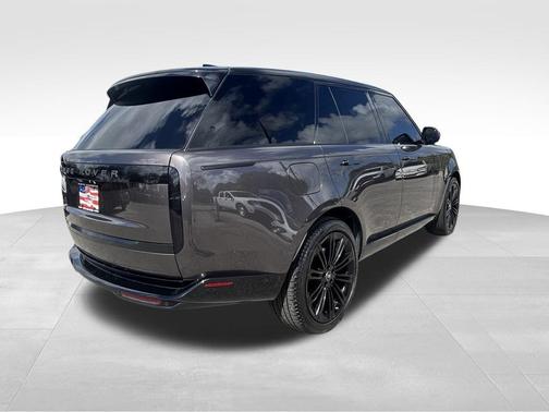 2022 Land Rover Range Rover P530 SE