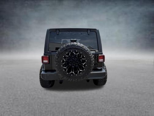 Black Clearcoat 2019 Jeep Wrangler Unlimited Sahara