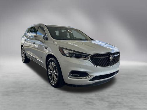 White Frost Tricoat 2020 Buick Enclave FWD Avenir