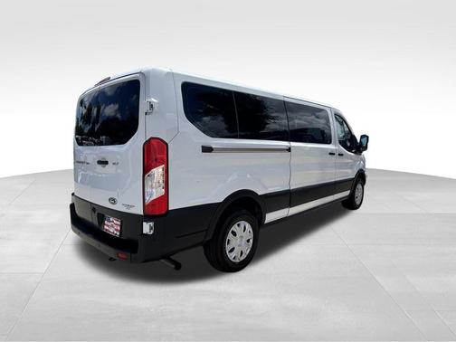 Oxford White 2021 Ford Transit-350 XLT