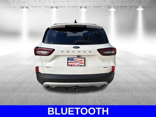 Star White Metallic Tri-Coat 2024 Ford Escape PHEV SE