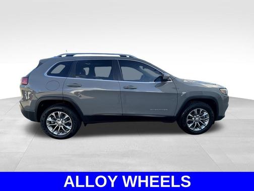 Sting-Gray Clearcoat 2020 Jeep Cherokee Latitude Plus