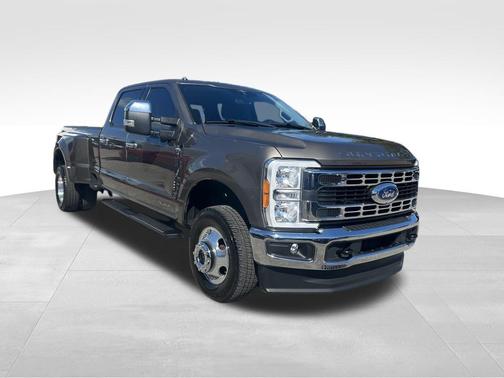 2023 Ford F-350 XLT
