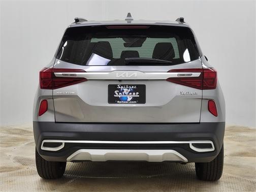 2022 Kia Seltos EX