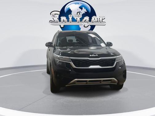2023 Kia Seltos S