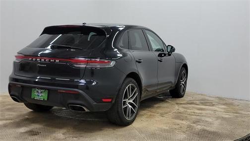 2023 Porsche Macan Base