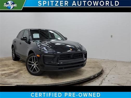 2023 Porsche Macan Base