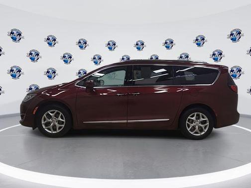 2020 Chrysler Pacifica Touring-L Plus