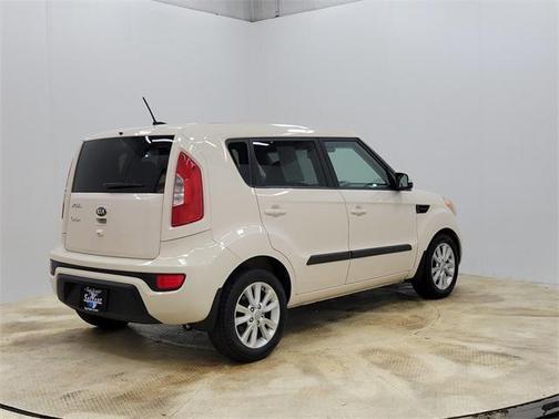 2013 Kia Soul +