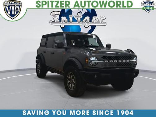 Carbonized Gray Metallic 2025 Ford Bronco Badlands