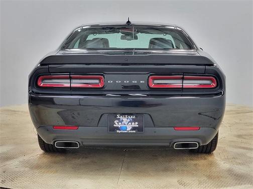 2016 Dodge Challenger R/T Scat Pack
