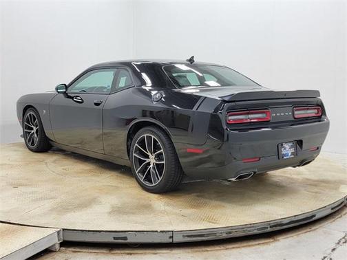 2016 Dodge Challenger R/T Scat Pack