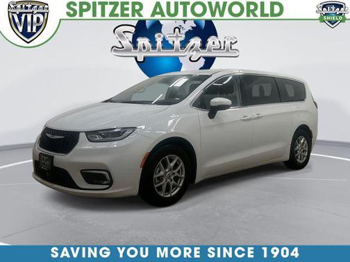 2023 Chrysler Pacifica Touring L