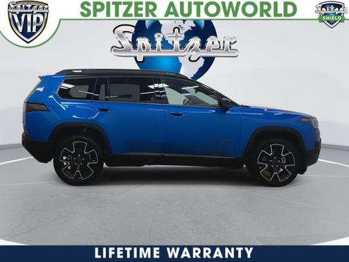 Hydro Blue Pearlcoat 2026 Jeep Cherokee Overland