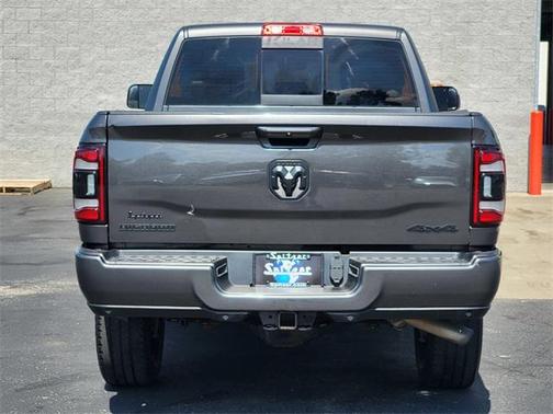 2020 RAM 2500 Big Horn Crew Cab 4X4 6'4' Box