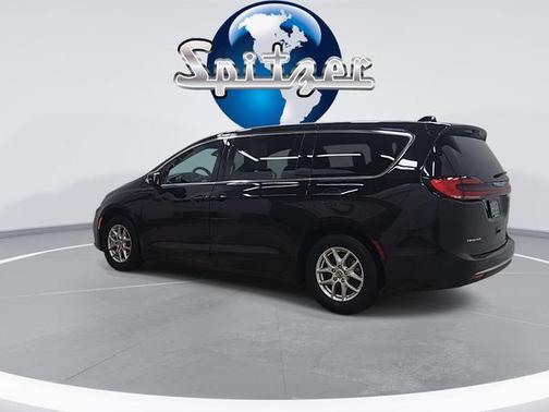 2025 Chrysler Pacifica L