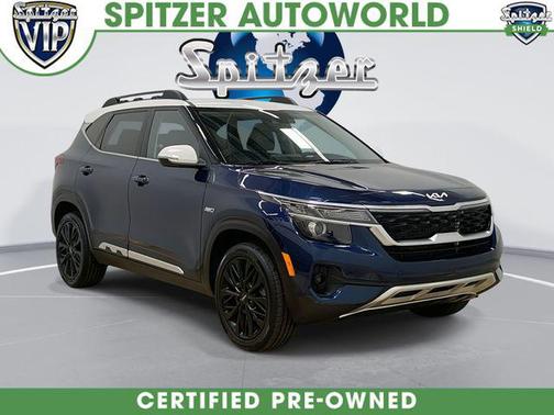 Dark Ocean Blue/White Roof 2023 Kia Seltos Nightfall Edition