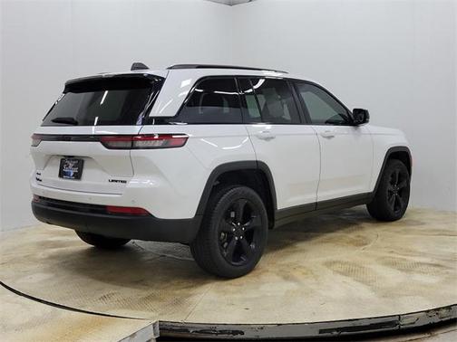2023 Jeep Grand Cherokee Limited X