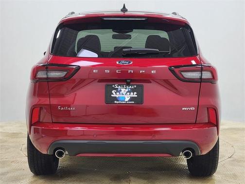 2025 Ford Escape ST-Line Elite