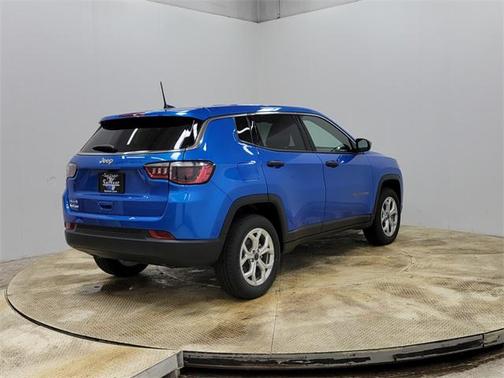 2025 Jeep Compass Sport