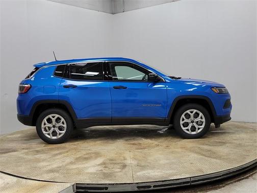 2025 Jeep Compass Sport