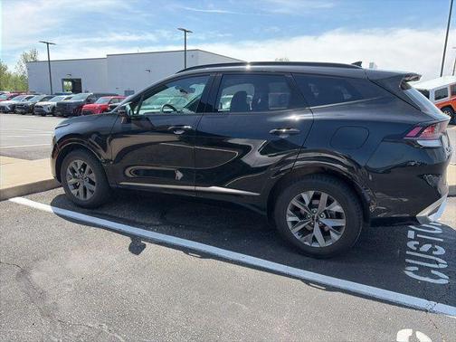Ebony Black 2023 Kia Sportage SX